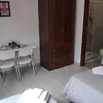 Bed & Breakfast Centrale 4* Болонья