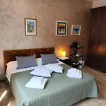 לינה וארוחת בוקר Bed & Breakfast Centrale 4*