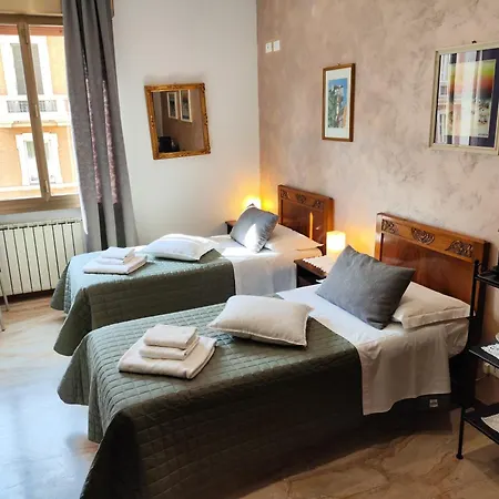 Bed & Breakfast Centrale Bed & Breakfast 4*