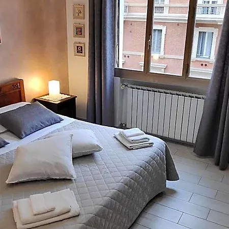 ベッド・アンド・ブレックファスト Bed & Breakfast Centrale ボローニャ