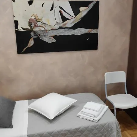 Bed & Breakfast Centrale לינה וארוחת בוקר