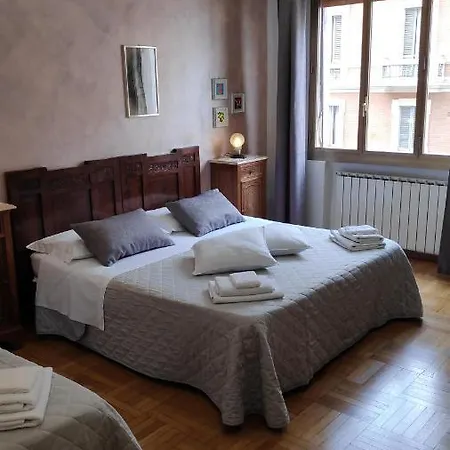 Oda ve Kahvaltı Bed & Breakfast Centrale Bolonya