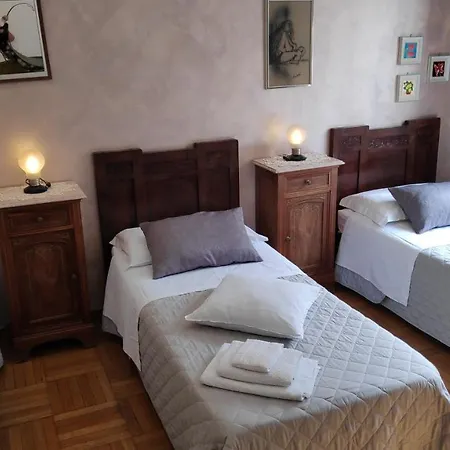 Bed & Breakfast Centrale 3* ボローニャ