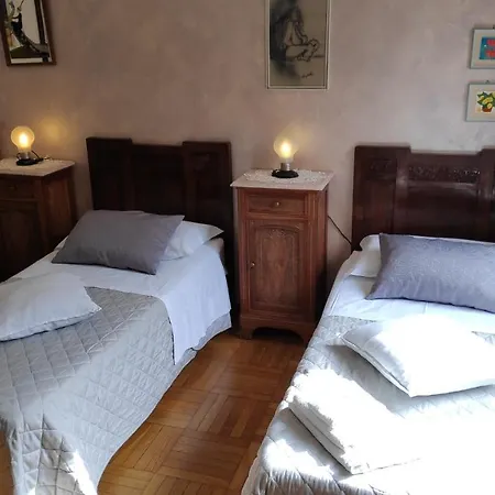 Bed & Breakfast Centrale Oda ve Kahvaltı Bolonya