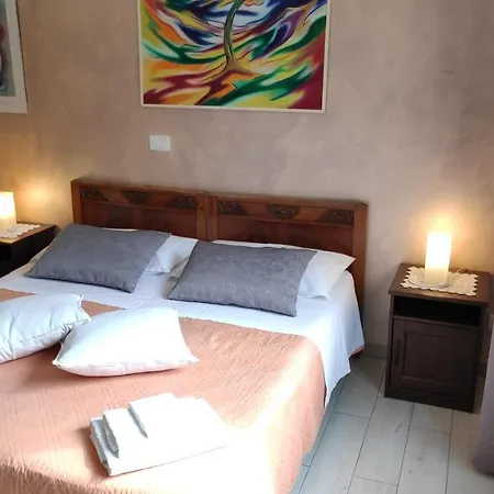 Oda ve Kahvaltı Bed & Breakfast Centrale Bolonya