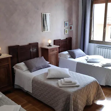 Bed & Breakfast Centrale Bed & Breakfast Bologna