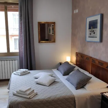 Bed & Breakfast Centrale Oda ve Kahvaltı Bolonya