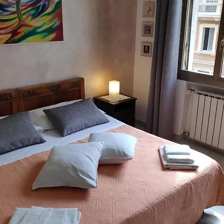 Bed & Breakfast Centrale Oda ve Kahvaltı Bolonya