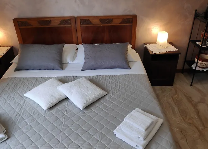 فندق مبيت وإفطار Bed & Breakfast Centrale 4*