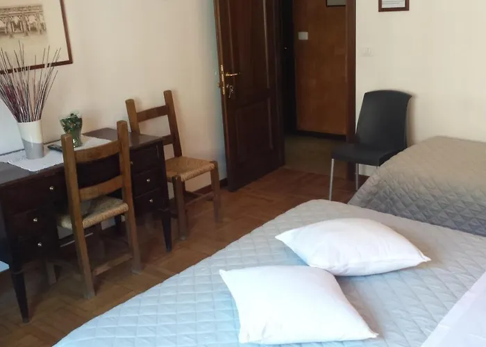 فندق مبيت وإفطار Bed & Breakfast Centrale 4*