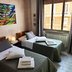 Bed & Breakfast Centrale 4* Bolonia