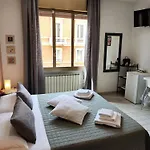 Bed & Breakfast Centrale Bed and breakfast 4*