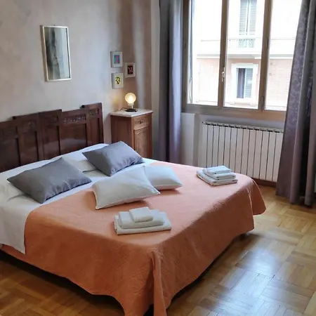 Alojamento de Acomodação e Pequeno-almoço Bed & Breakfast Centrale 4*